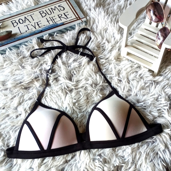 💕Victoria Secret PINK swim top 💕 - Picture 2 of 11